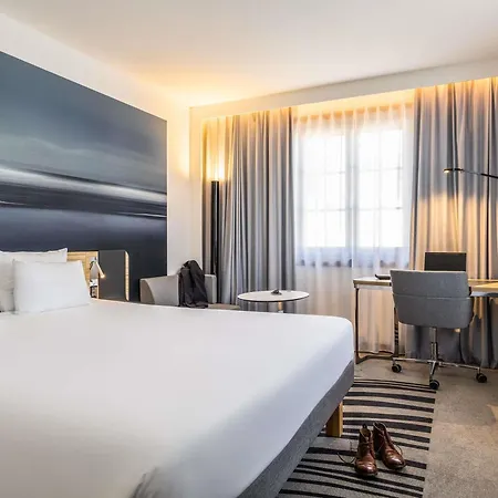 Hotel Novotel Off Grand Place Brussels