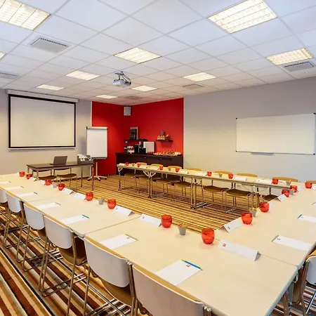 Hotel Ibis Centre 3*