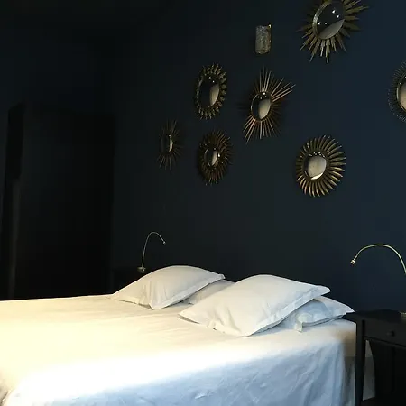 Bed & Breakfast Fish Market Brussels