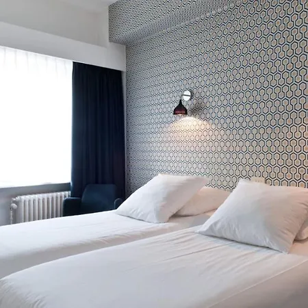 Queen Anne Hotel