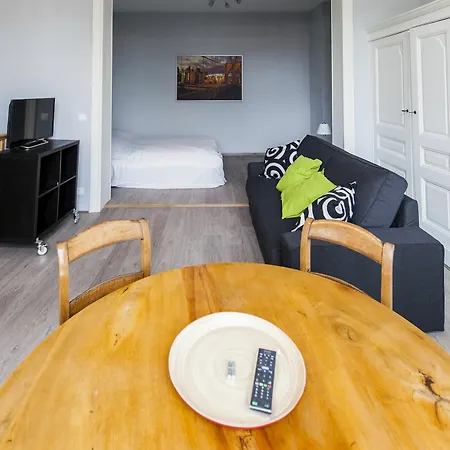 Schuman Square - Eu Apartment