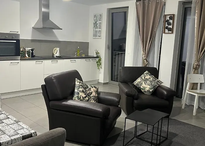 Unique Central Apartment 2