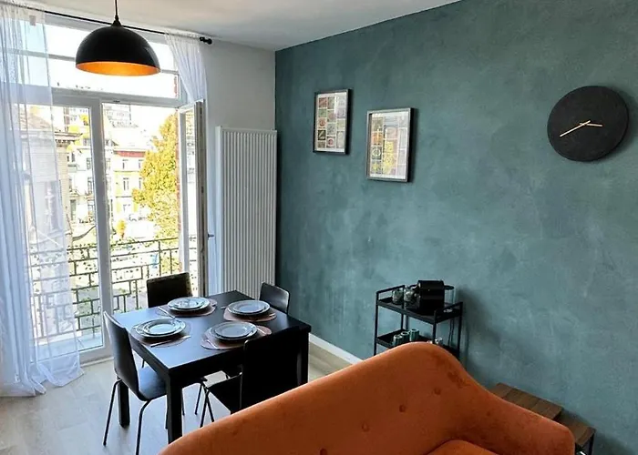 Charming Place In Brussels Ideal Near The Metro