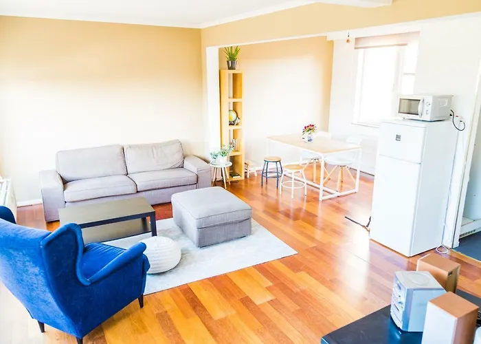 Universal Apartment Solution - Sam