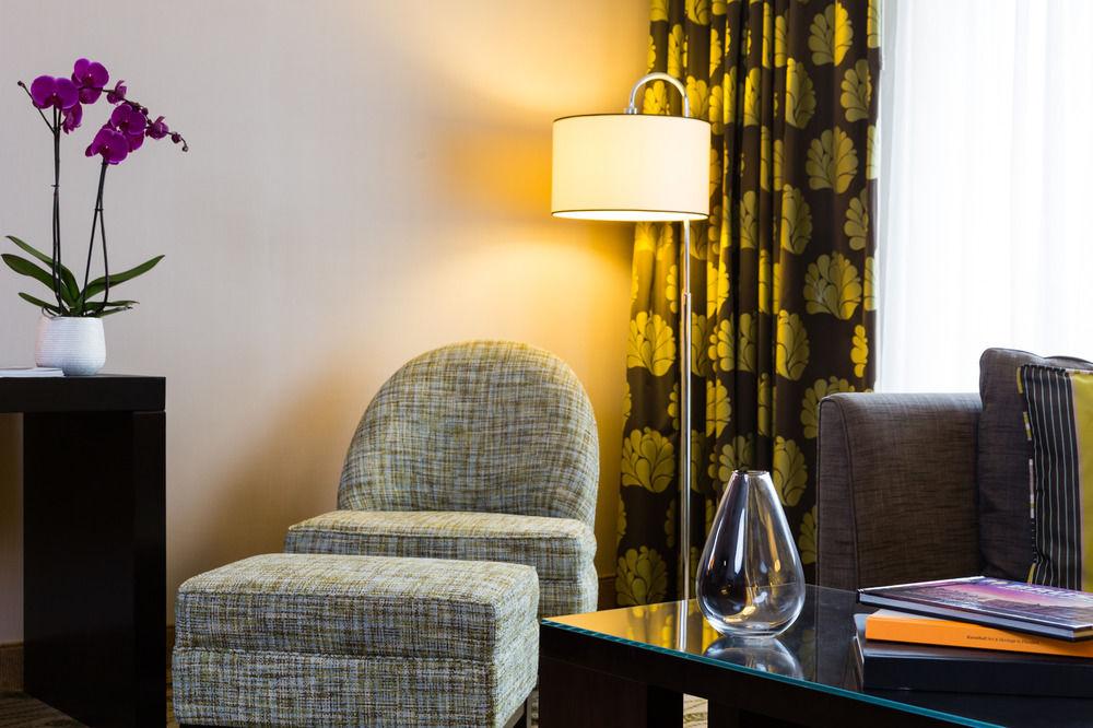 Renaissance Brussels 4*