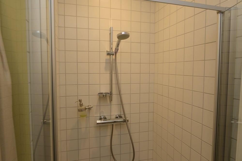 Bio Brussels 3*