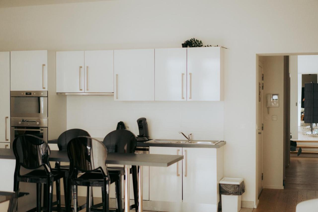 Apartment Smartflats Design - L42 *