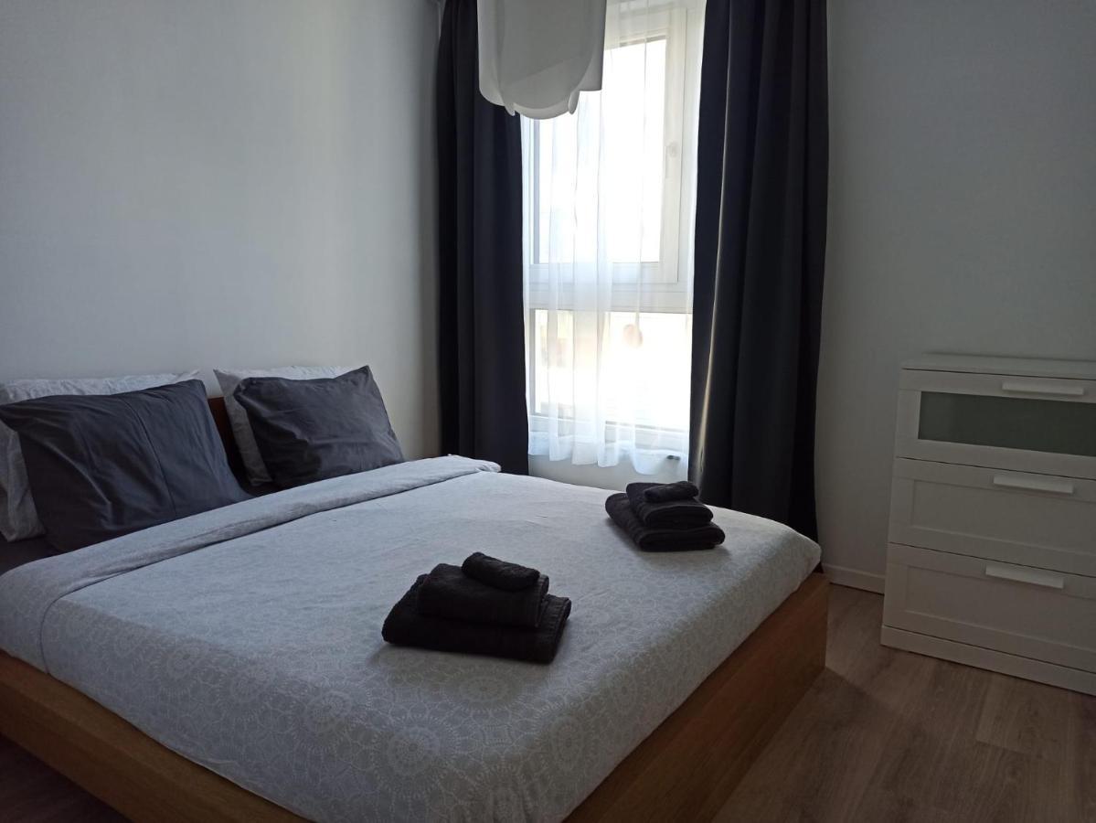 Midi-suede Apartment Brussels