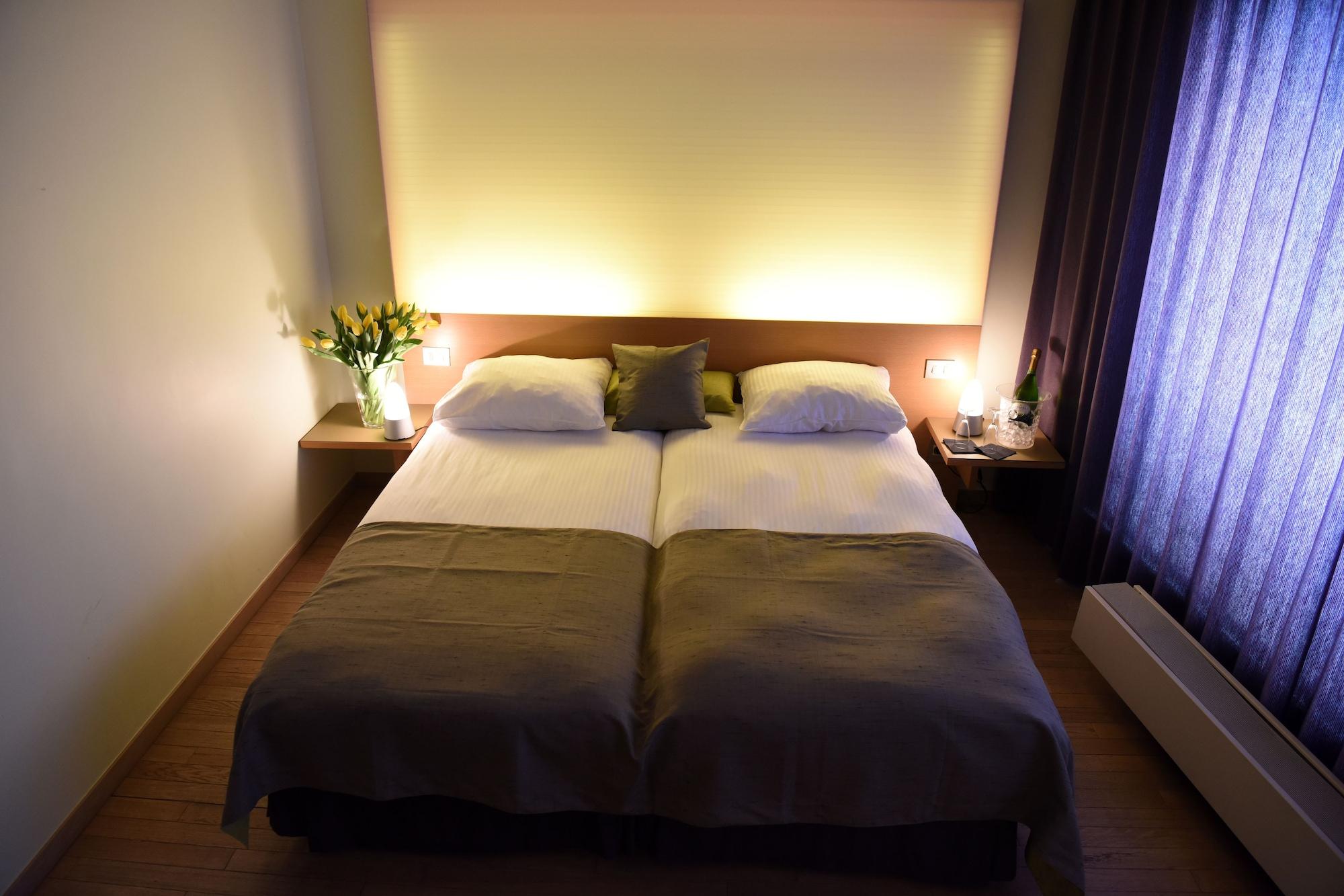 322 Lambermont Brussels 3*