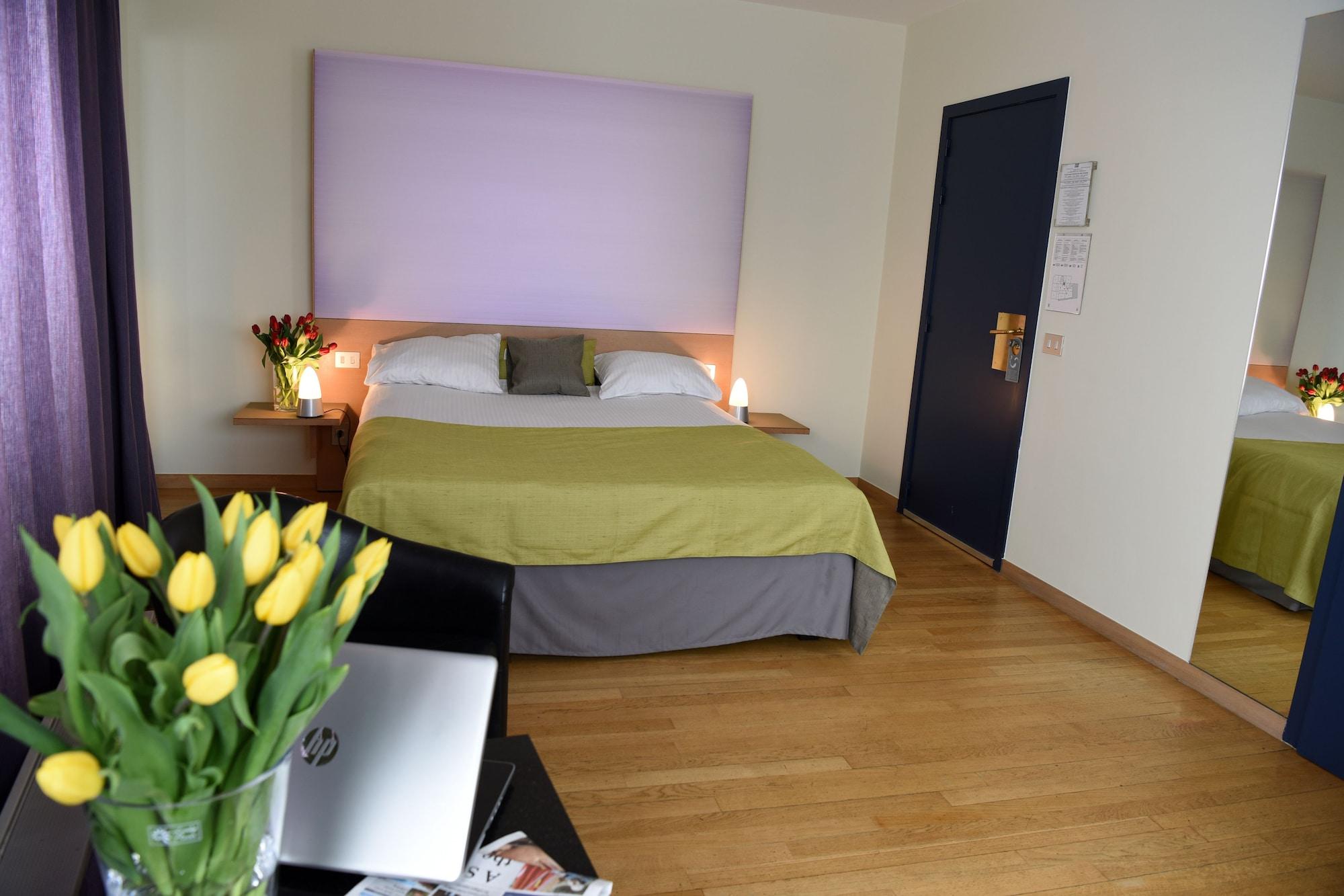 322 Lambermont Brussels Hotel