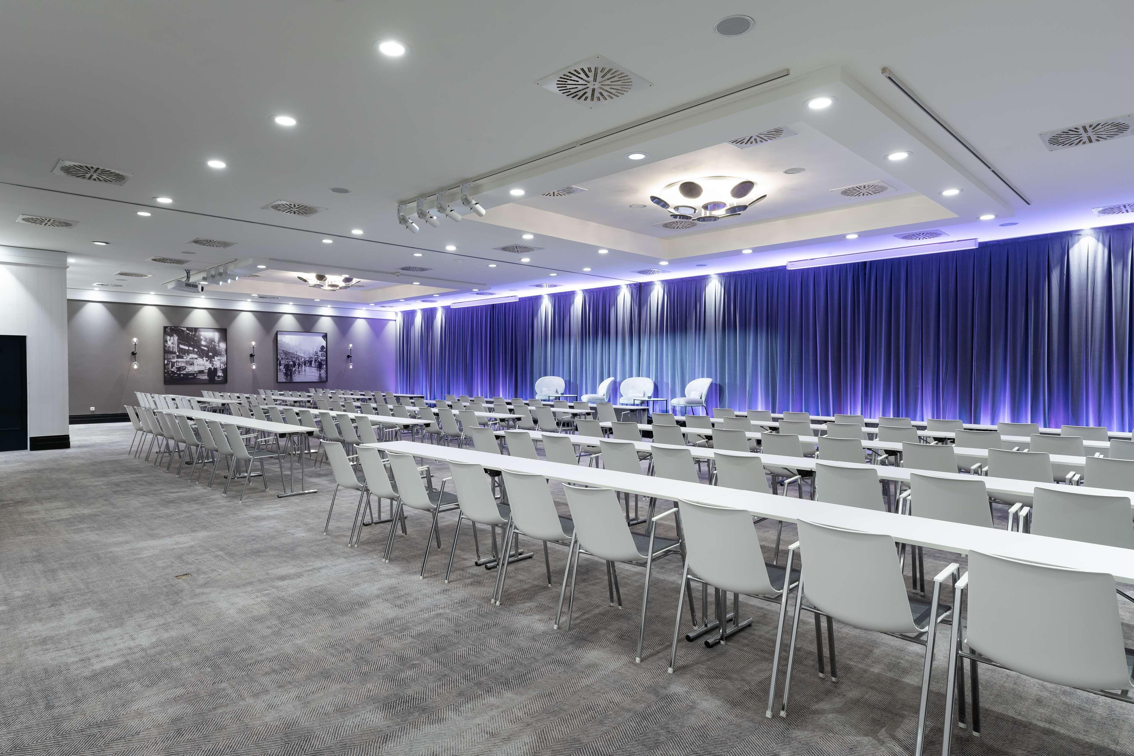 Khách sạn Radisson Collection Grand Place Brussels