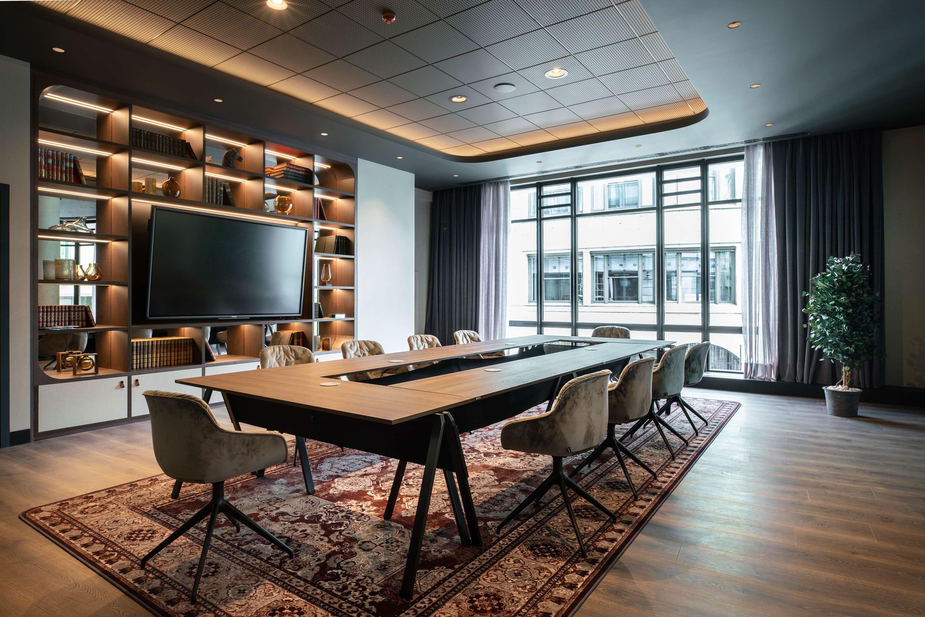 Khách sạn Radisson Collection Grand Place 5*