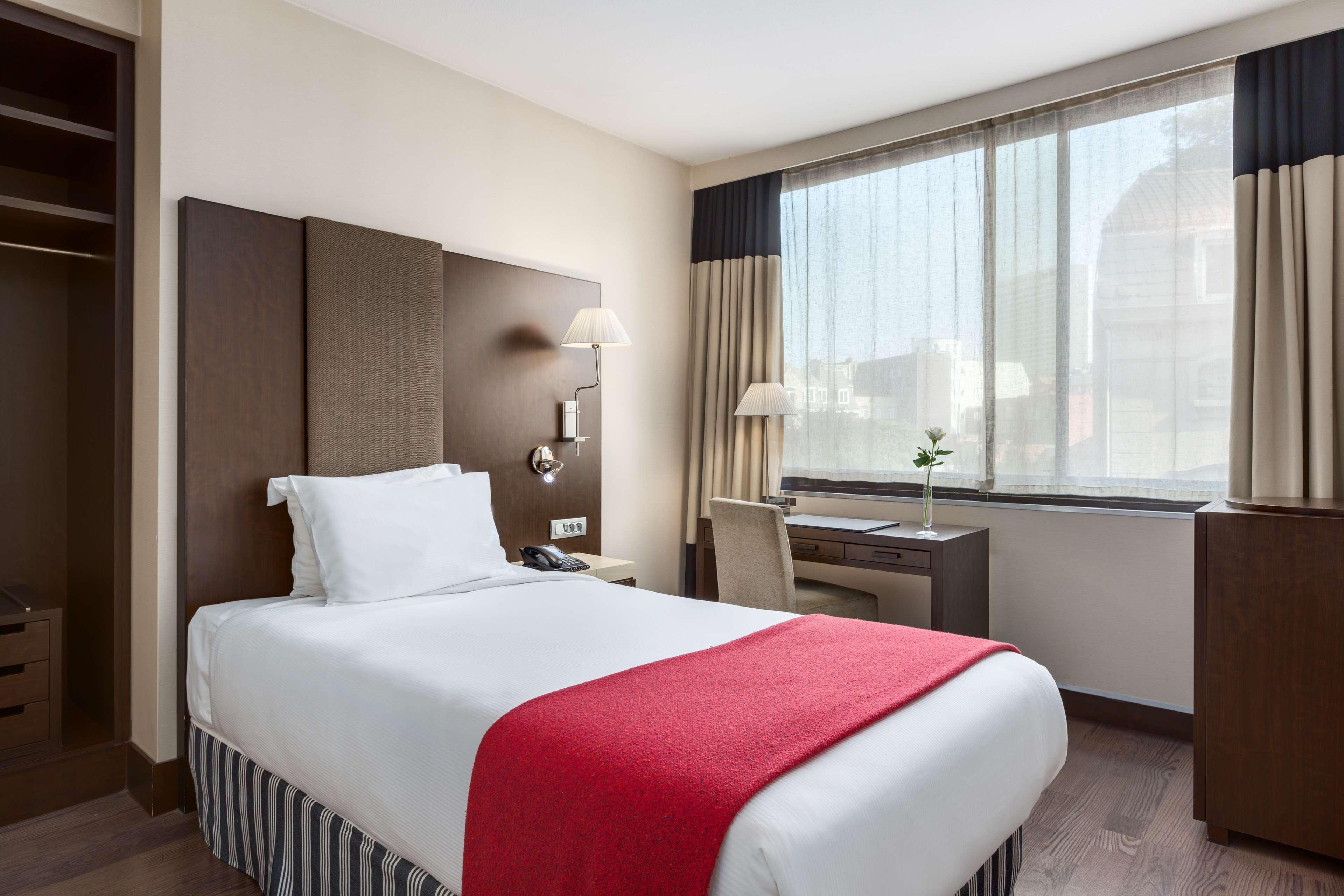 Nh Brussels Louise Hotel 4*
