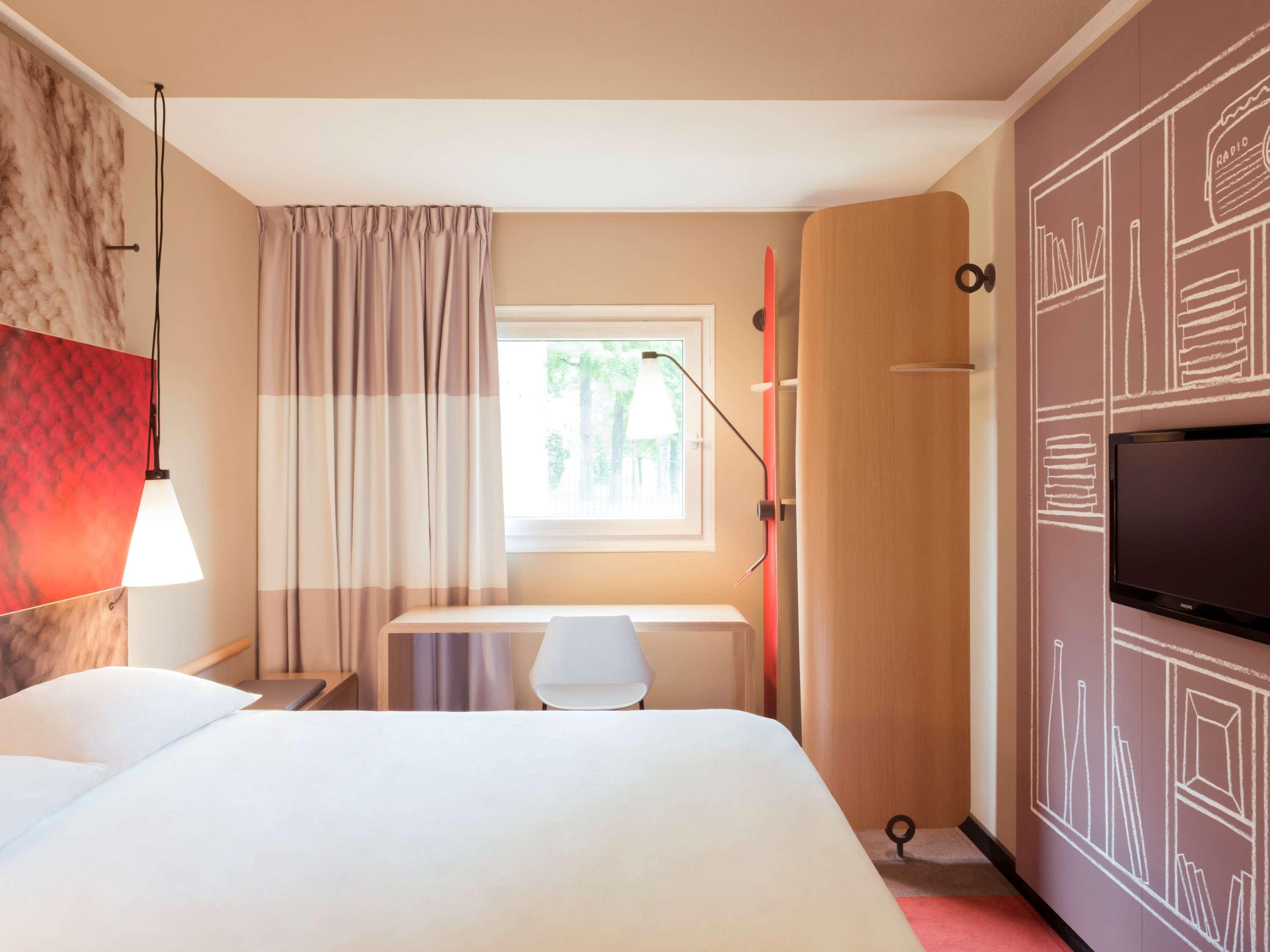 Ibis Erasmus 3*