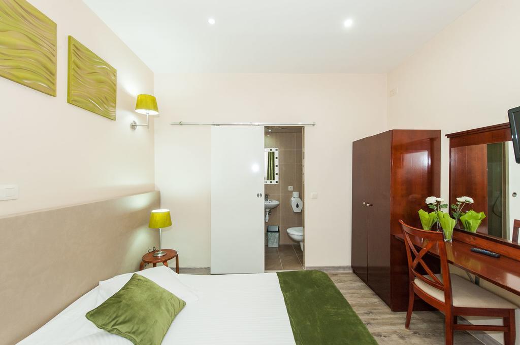Hotel De France Saint-Gilles