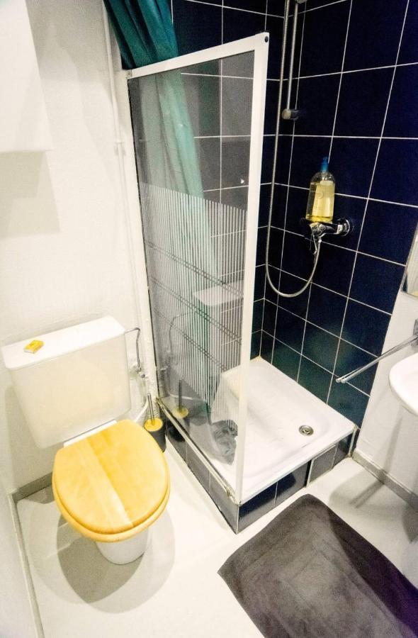 Private Flat Just A Stone's Throw From Flagey *