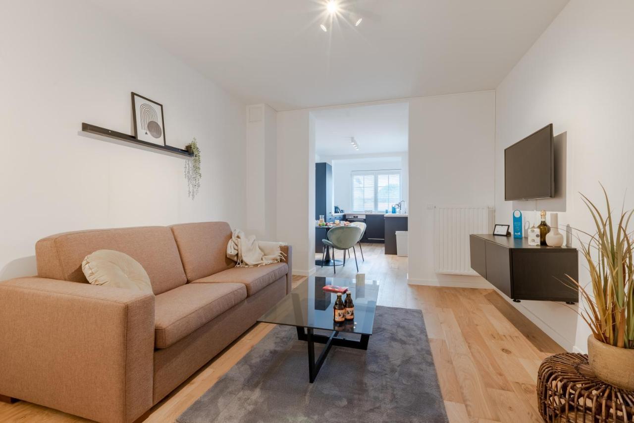 Apartment Sweet - Automne