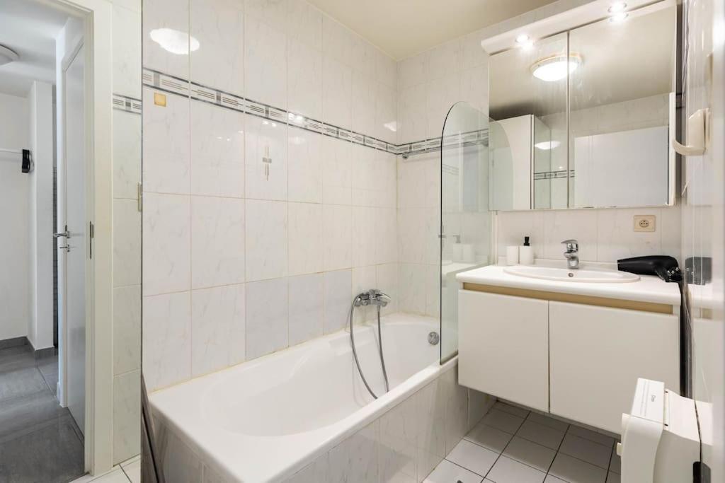 Appartement Beautiful 1br/1bar In E.u. District Brussel