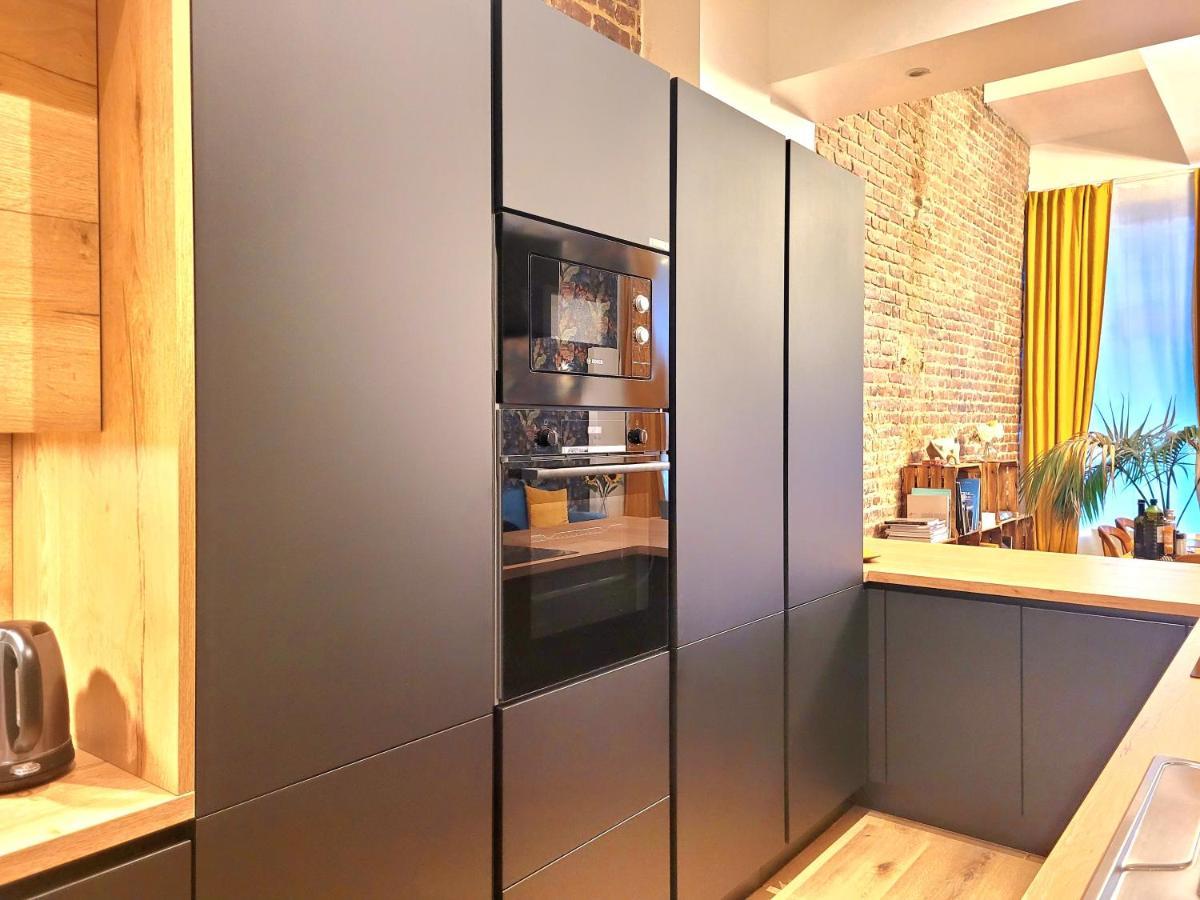 Brand New Iris Room With Private Bathroom And Balcony Guest house Brussels