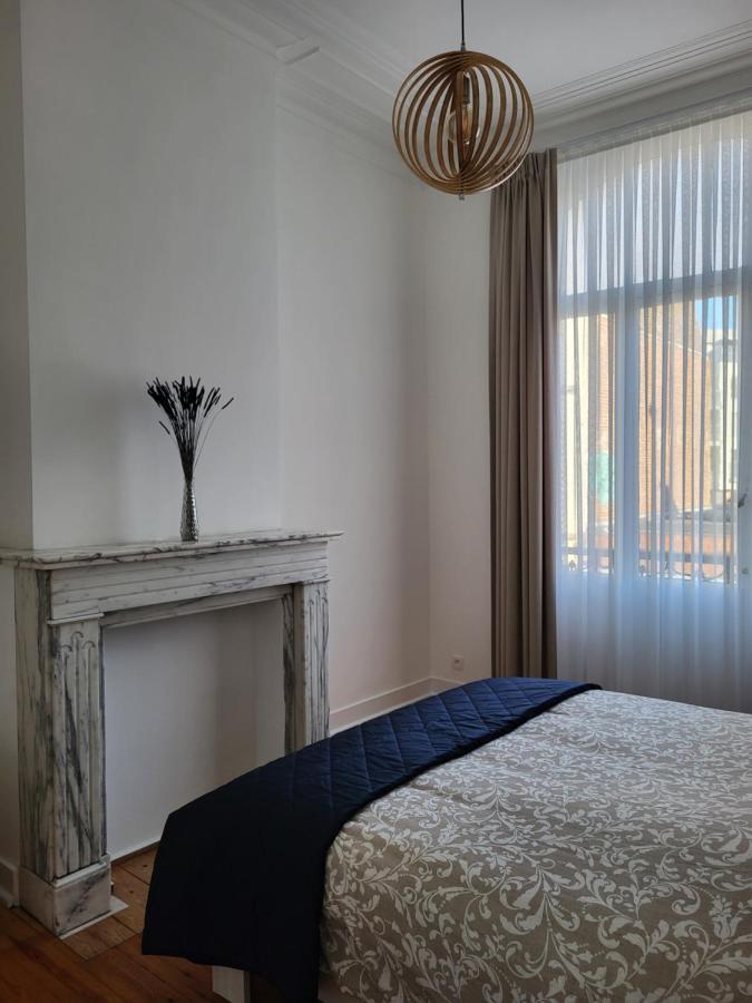 Brussels Bed & Blockchain Private With Shared Bathroom
