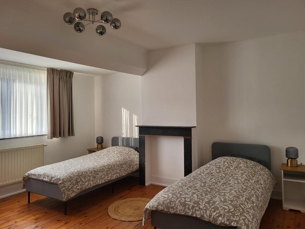 Guest house Brussels Bed & Blockchain Private With Shared Bathroom