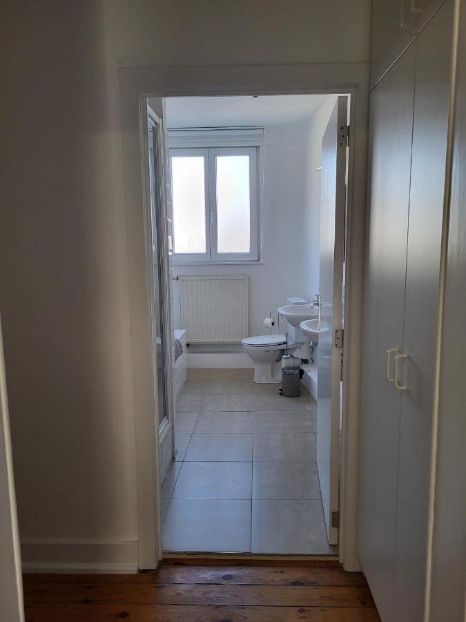 Guest house Brussels Bed & Blockchain Private With Shared Bathroom