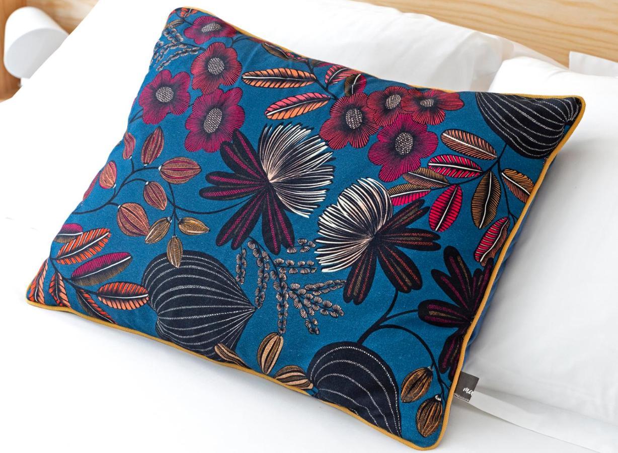 Happy Boutique - Grand Place Hotel