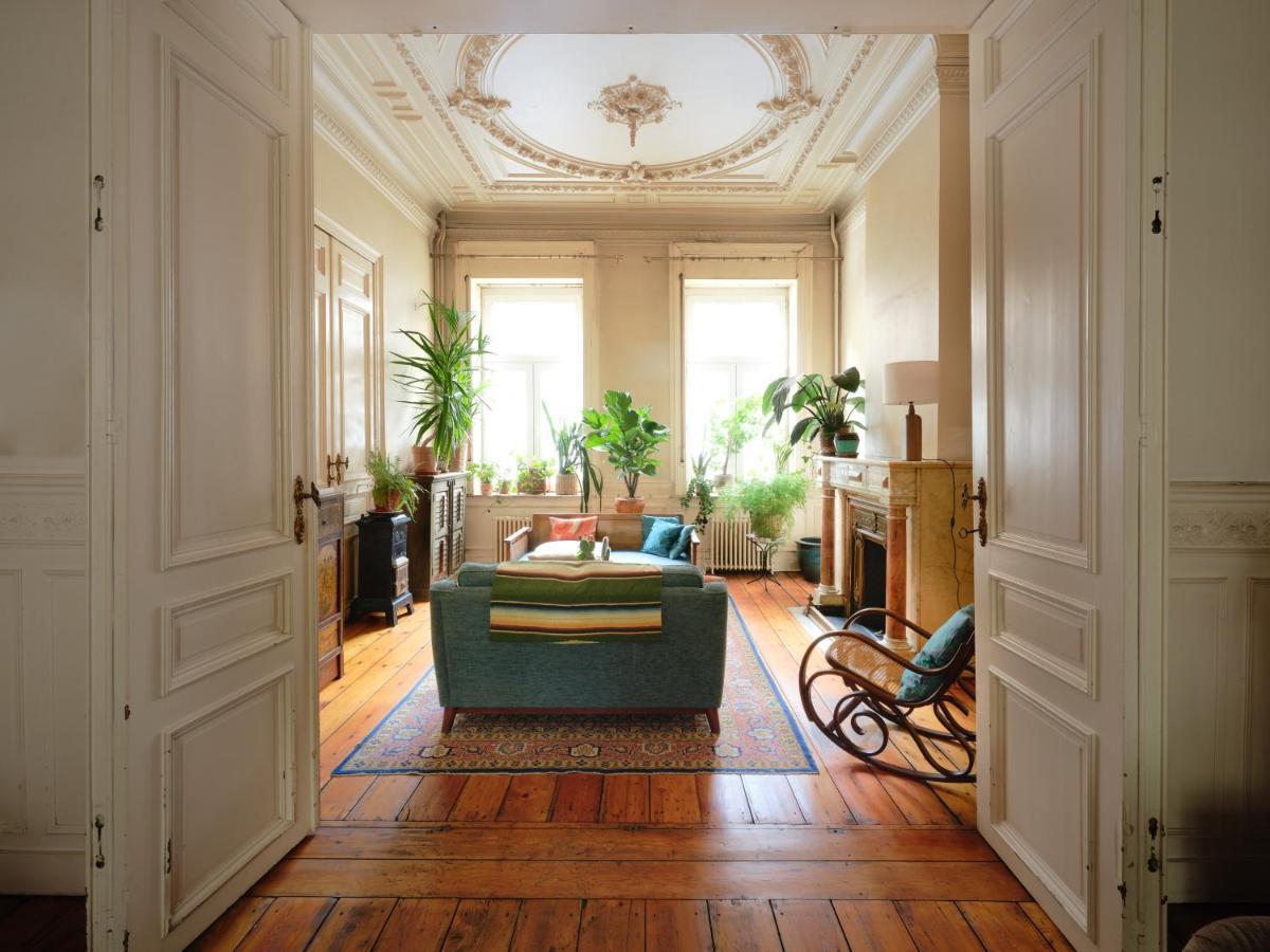 Charming And Spacious House With Leafy Private Garden Close To Historical Center Of Apartment Brussels