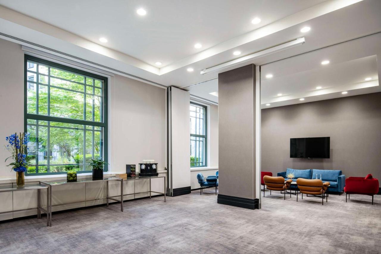 Khách sạn Radisson Collection Grand Place Brussels