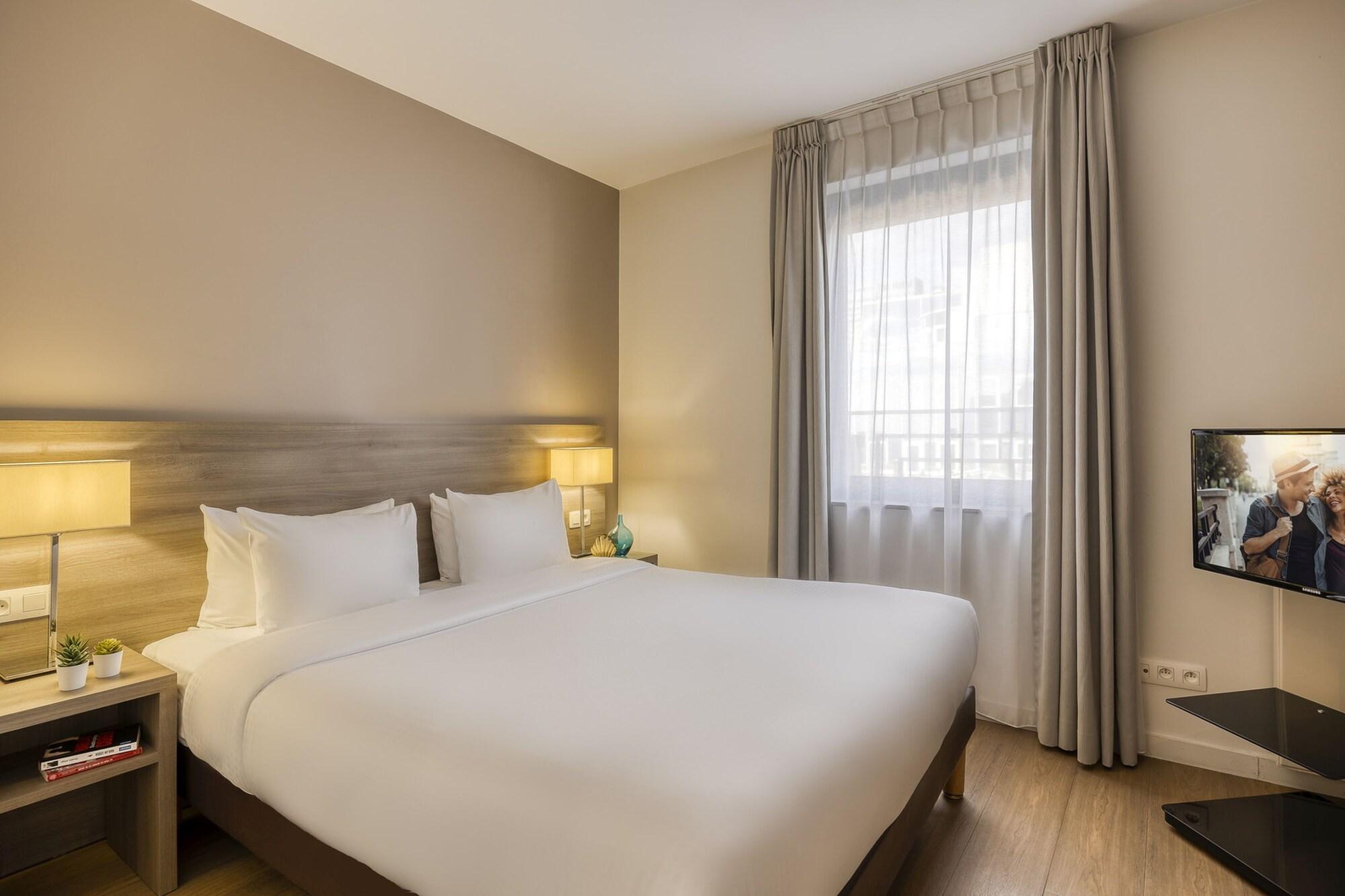 Aparthotel Citadines Toison D'or Brussels