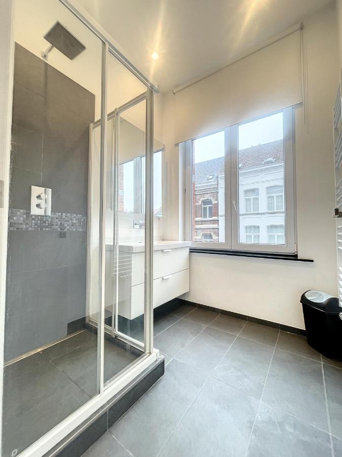 Elegant Flat Cinquantenaire