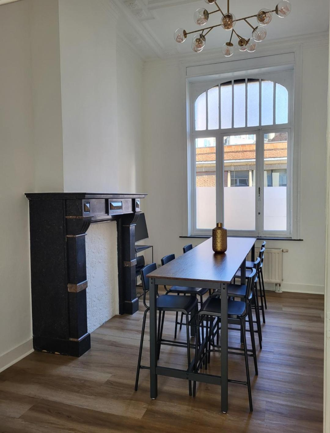 Brussels Bed & Blockchain Private With Shared Bathroom Guest house