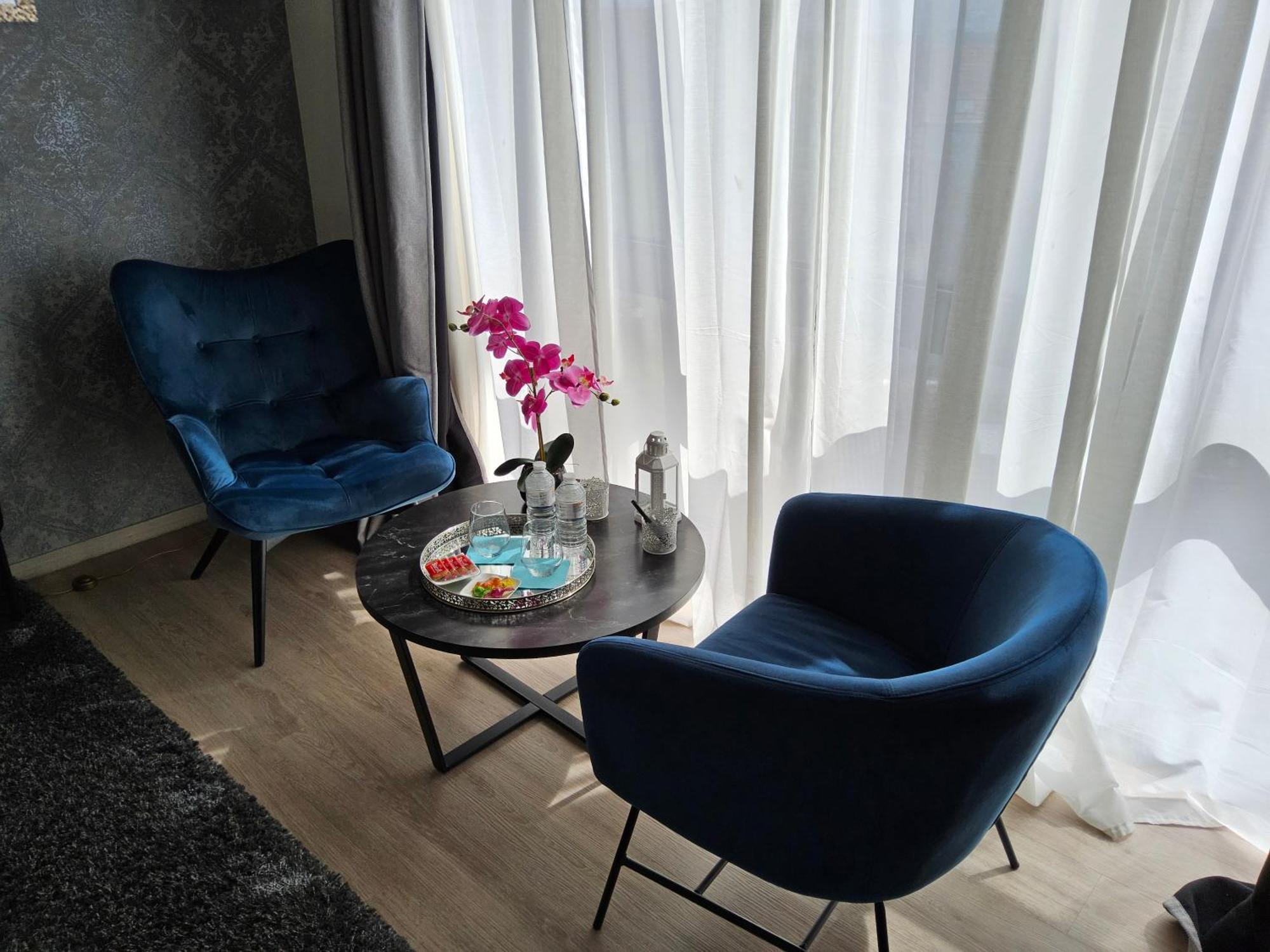 Deluxe Au 2eme Etage, Double Au 4eme Etage Not A