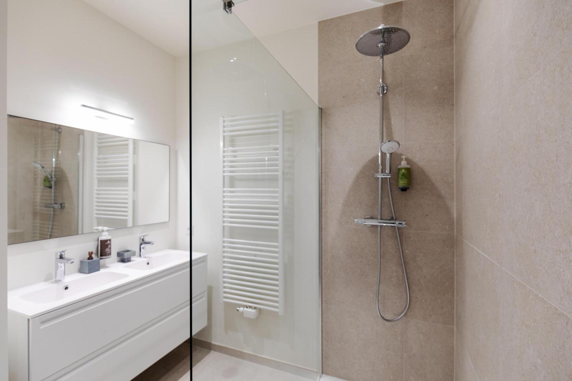 Smartflats - Rogier Apartment