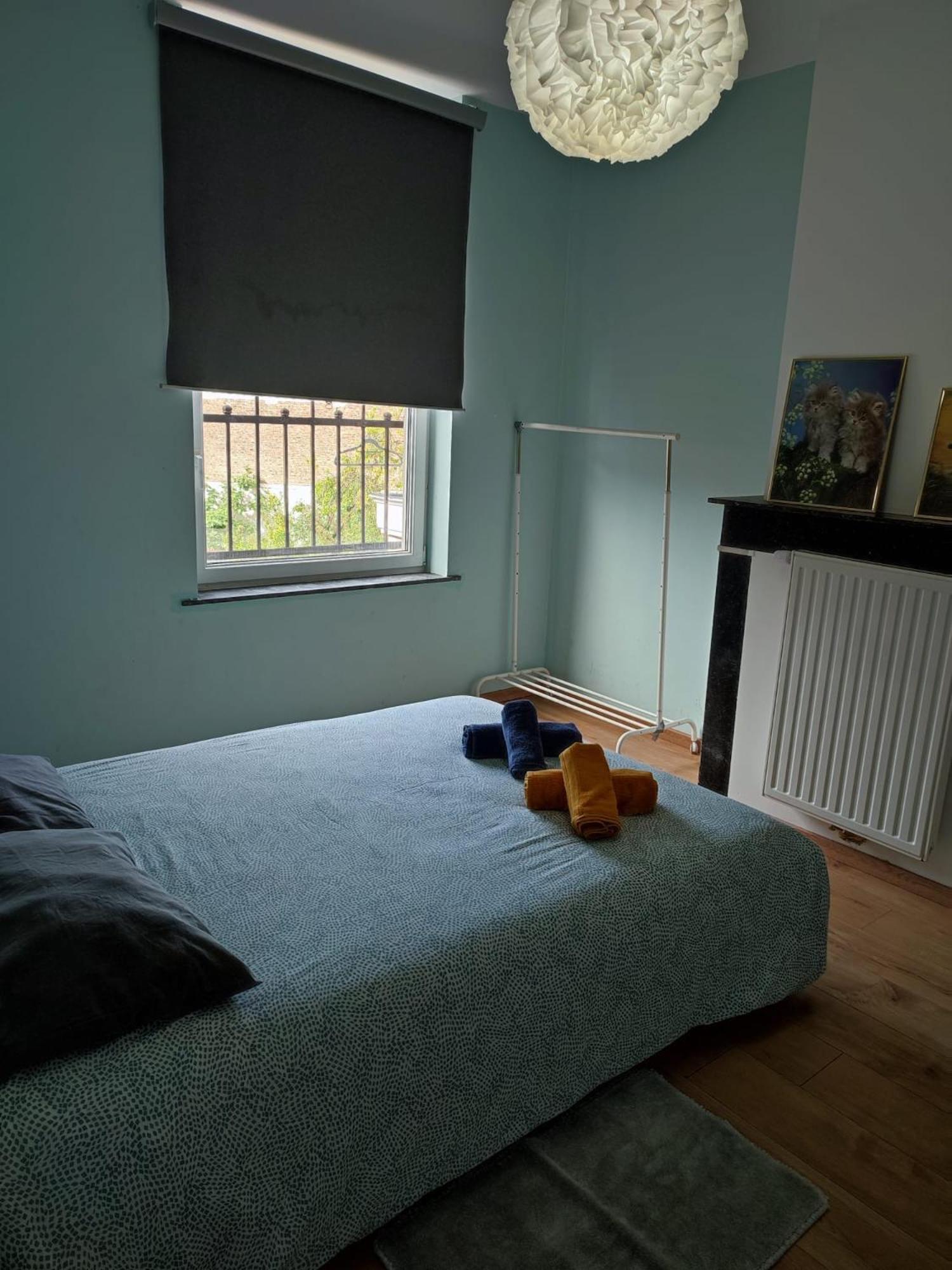Accommodatie bij particulieren Confortable Avec Un Lit Double A Schaerbeek Cle Bleu Brussel