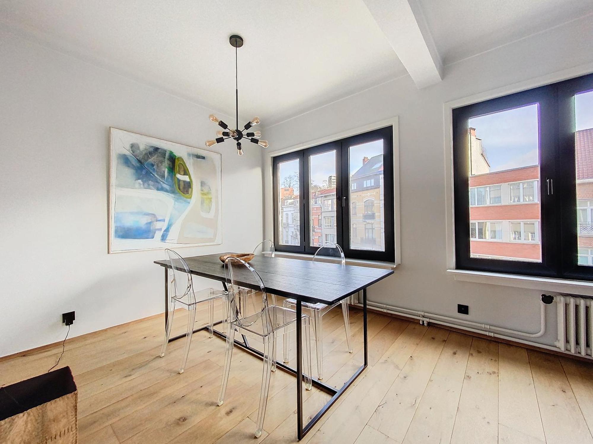 Churchill - Brugmann Square *