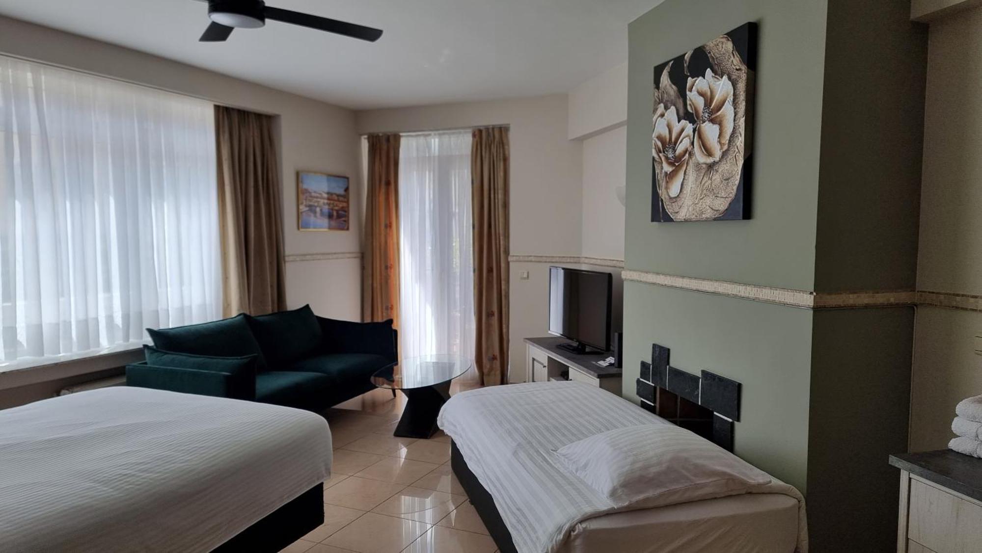 Bara Midi Aparthotel Saint-Gilles