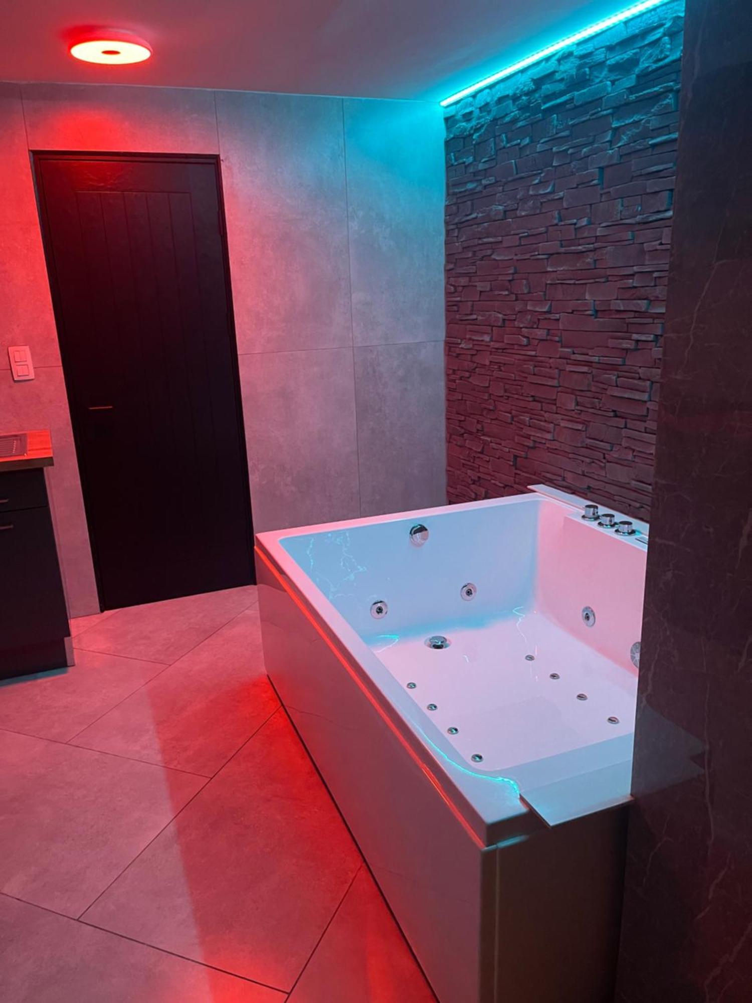 Jungle Romantic - Private Jacuzzi -