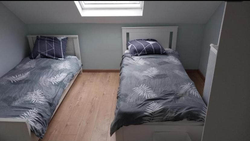 Deux Lits Celibataires 3eme Etage Petite Cle Rouge Accommodatie bij particulieren *