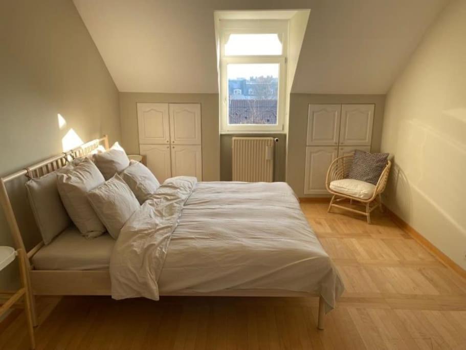 Spacieux Duplex D'architecte Apartment