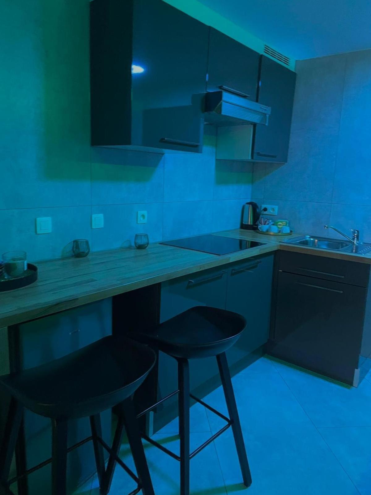 Apartment Jungle Romantic - Private Jacuzzi -