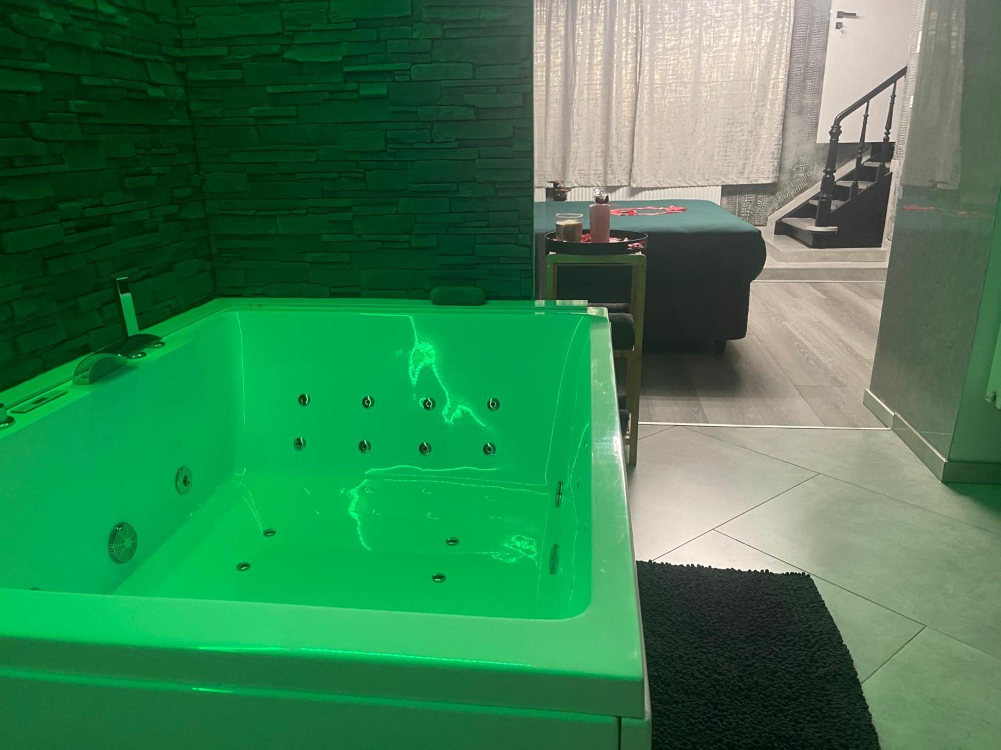 Jungle Romantic - Private Jacuzzi -