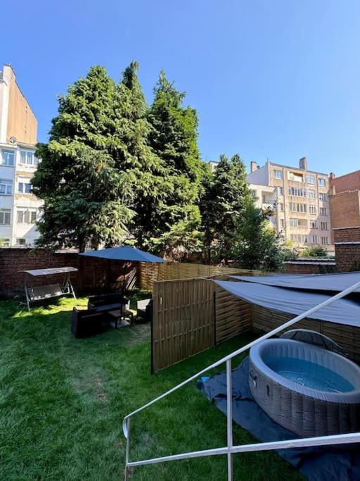 Avec Jardin Et Jacuzzi - Koekelberg *