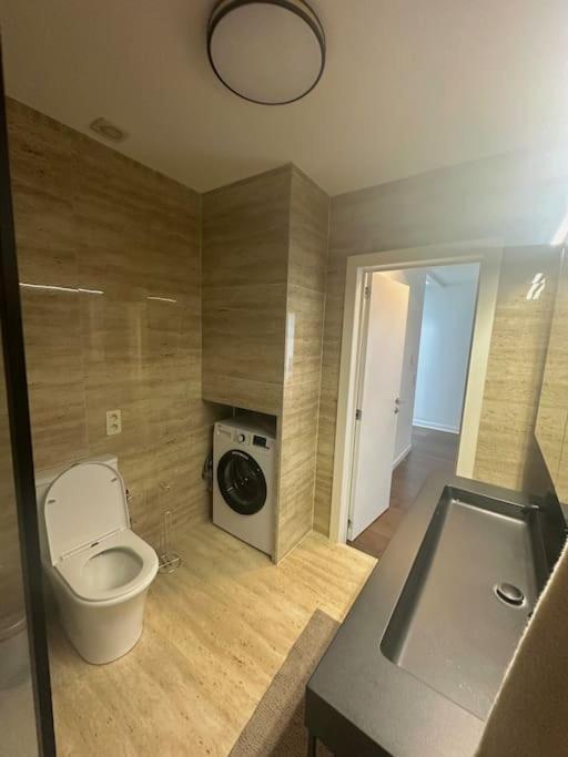 Welcome To Our Beautiful Triplex ! Brussels