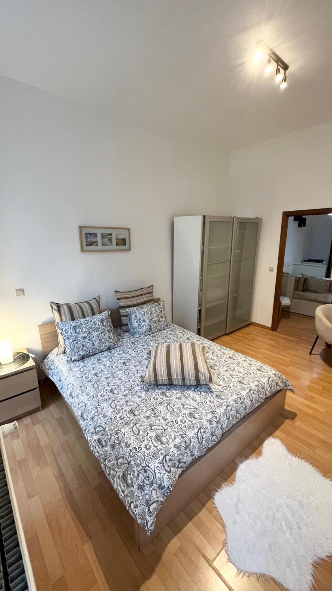 Cosy Flat - Eu District - Center - 4 Persons Apartment Brussels