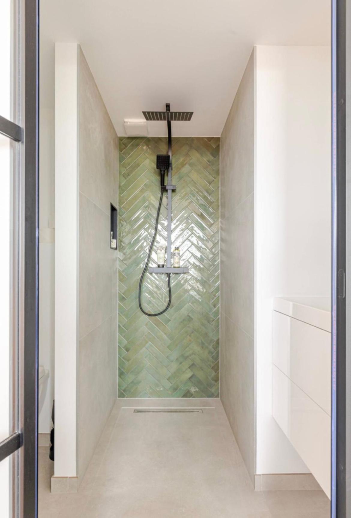 Deluxe La Cambre - With View Apartment