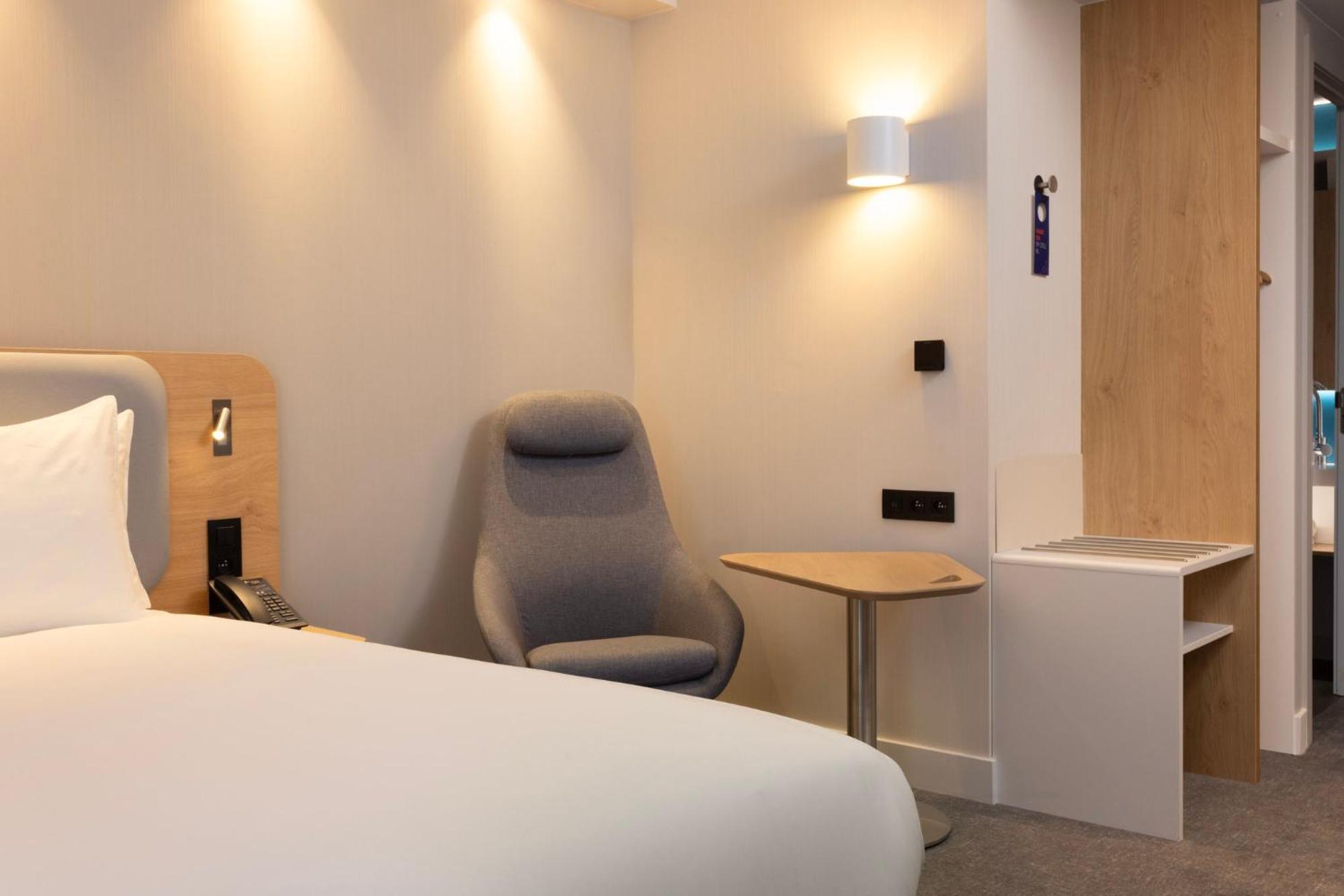 Express - Airport By Ihg Khách sạn Diegem