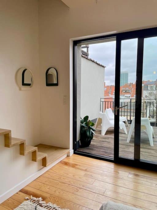 Beautiful 2 Bedroom Duplex In Le Chatelain Brussels