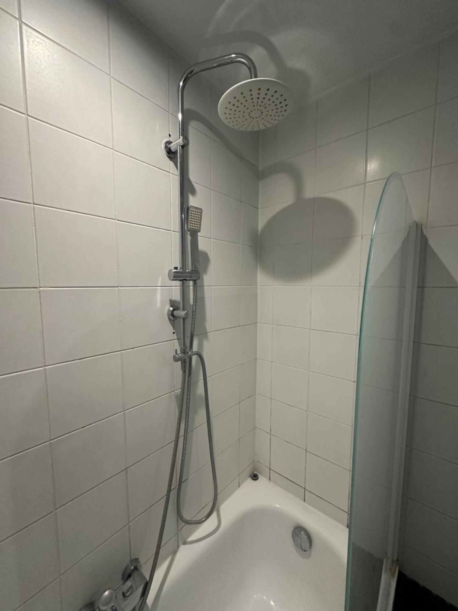 Căn hộ Beautiful Luxurious 1 Bedroom In The Heart Of The European Quarter Brussels