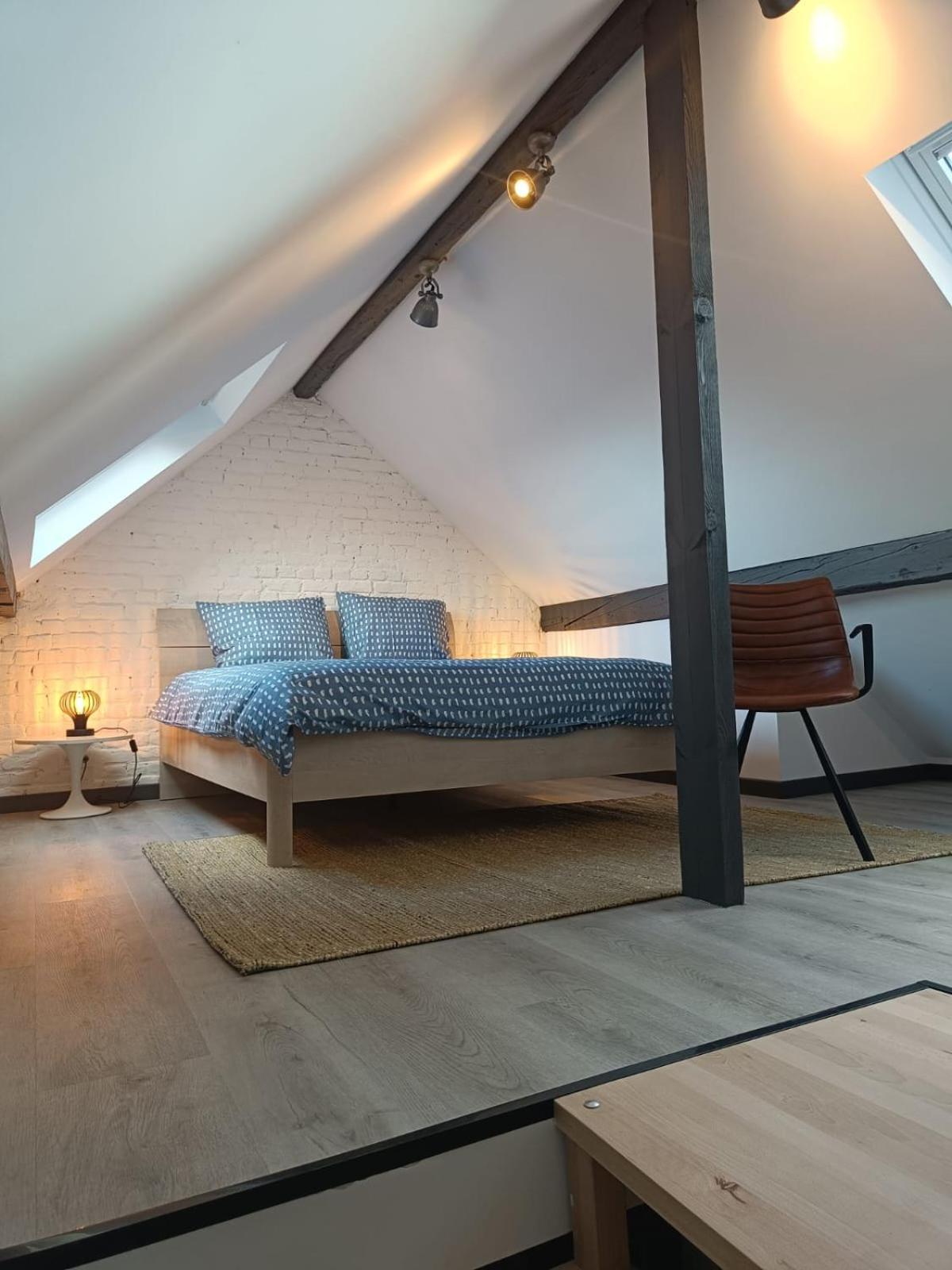 Apartment Modern Triplex 140m2 - 4 Bedrooms, 1 Living & 2 Bathrooms - 8 People In